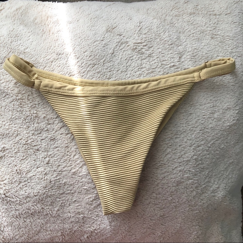 Beach babe swim wear